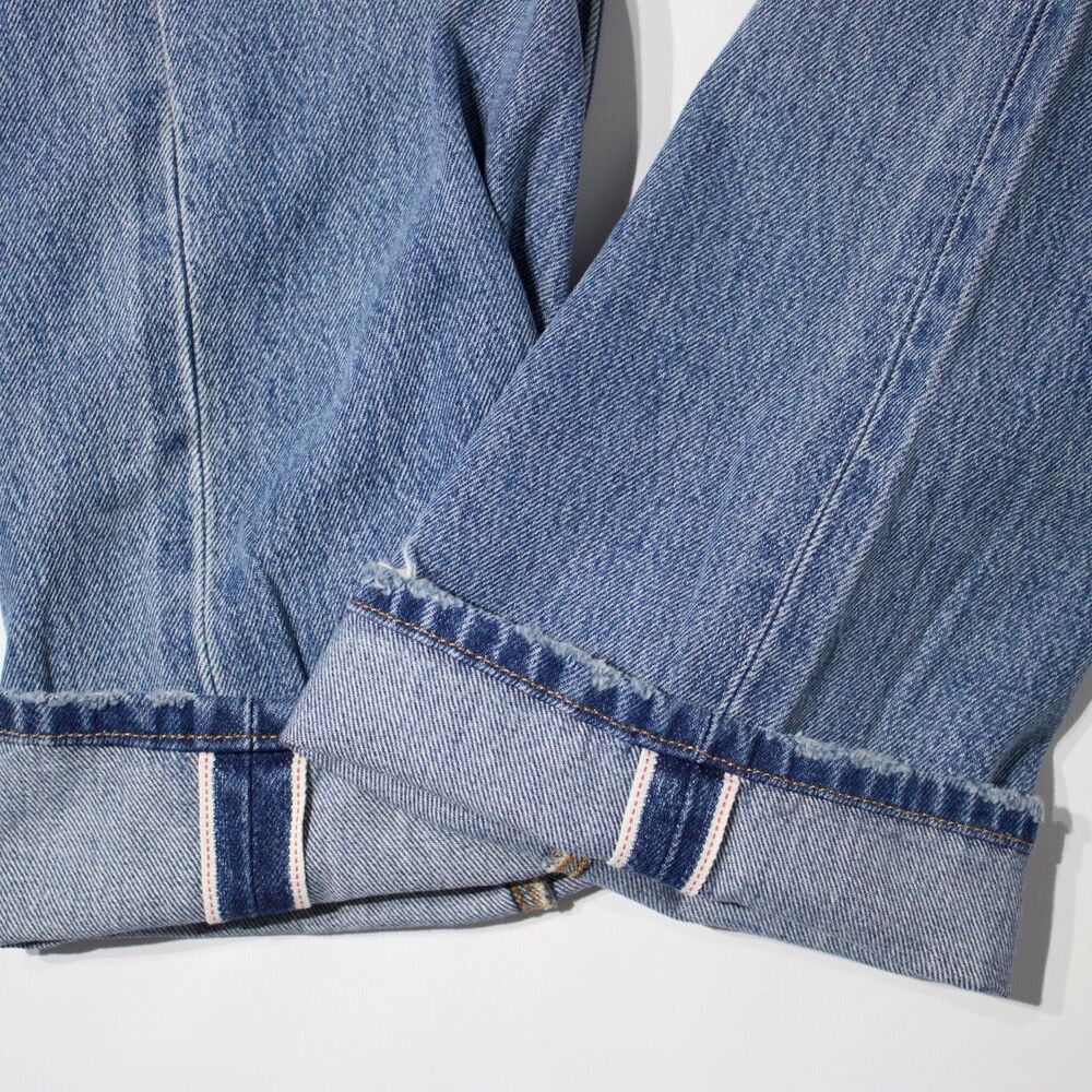 Levi's Light Wash Straight Leg Women's Jeans - Picture 4 of 16